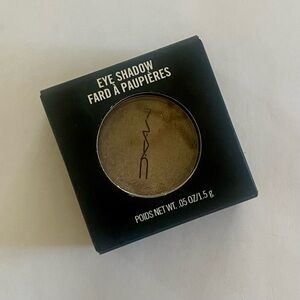 MAC Eye Shadow - L.E.S. Artiste - NIB